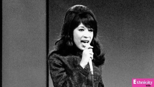 Ronnie Spector Ethnicity, Dead, Wiki, Parents, Biography, Age, Husband, Net Worth & More
