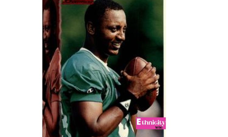 Who Is Tyrone Davis (American Football) Wife? Age, Death, Parents, Siblings, Children, Height, Net Worth